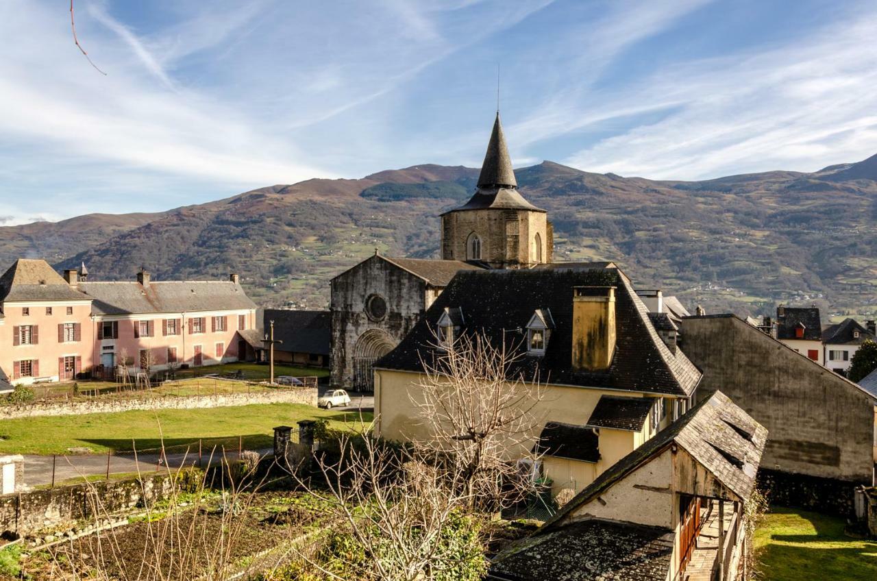 Saint-Savin  Pyrenees Cycling Lodge מראה חיצוני תמונה