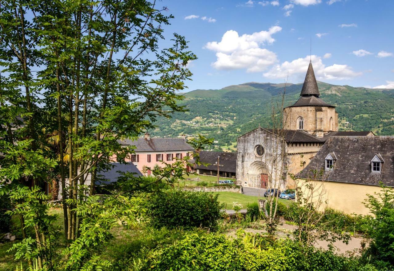 Saint-Savin  Pyrenees Cycling Lodge מראה חיצוני תמונה